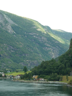 Aus dem Fjord raus